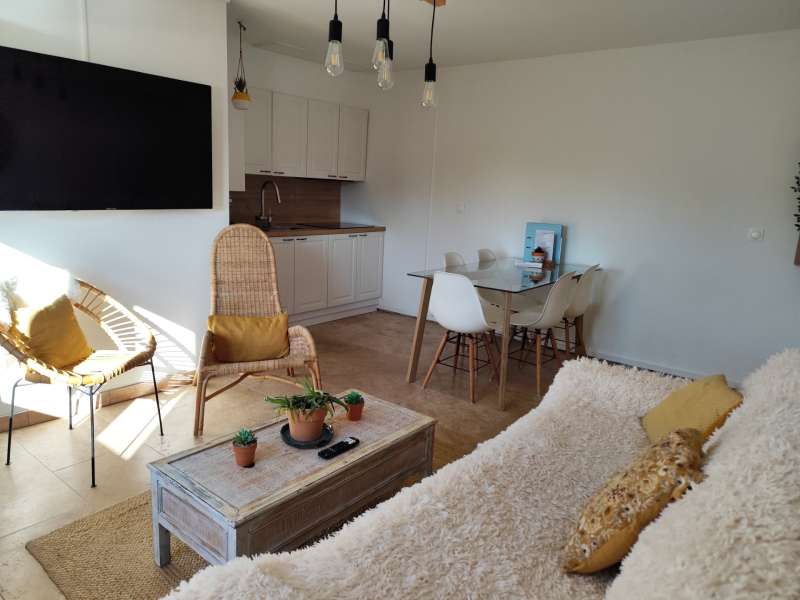 DR LA GRANGE AUX FÉES La grange aux fées - Cascade