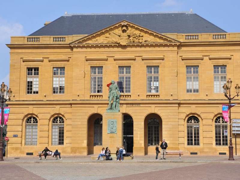 Philippe Gisselbrecht - Ville de Metz Ancien Corps de Garde et actuelle Agence Inspire Metz