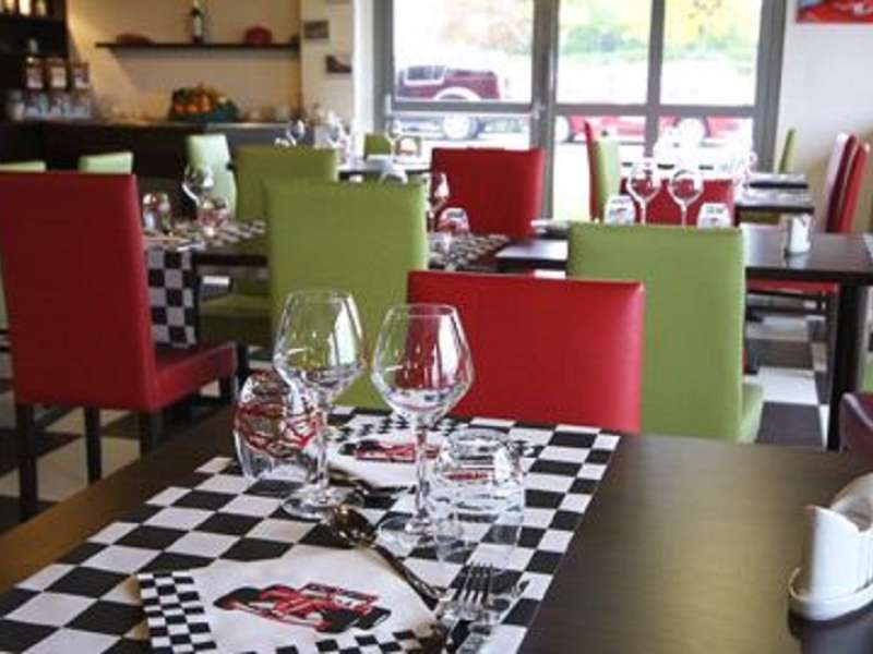 Kyriad  Enzo Hôtel by Kyriad Direct