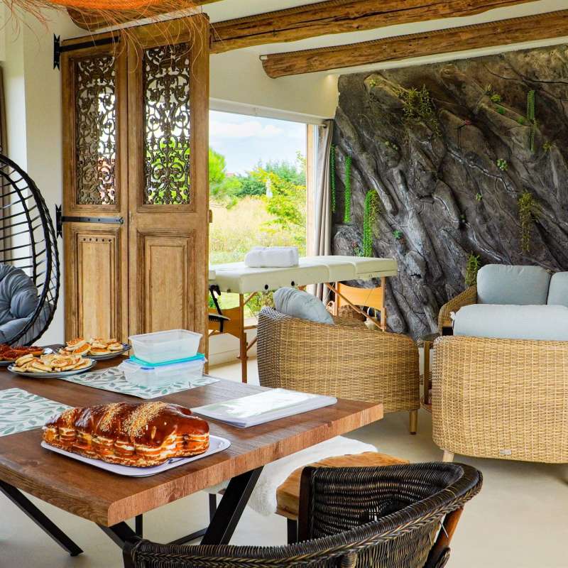 Céline Montlaur - Trois Frontières Tourisme Lovely Kotas