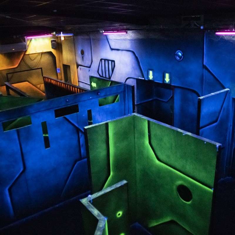 Bowling Center Laser Megazone
