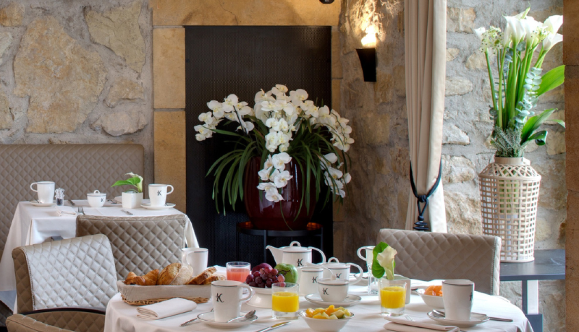 Salle de petit dej du Domaine de la Klauss